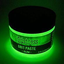 Load image into Gallery viewer, Tim Holtz Distress® Grit Paste Glow (TSHK84464)
