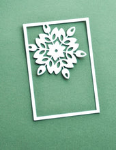 Load image into Gallery viewer, Birch Press Design Mini Snowflake Frame Layer A (57391)
